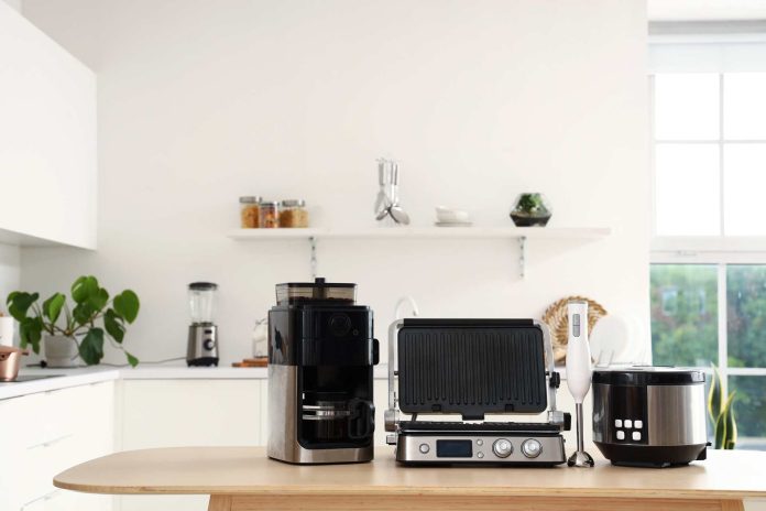 AI-Powered Kitchen Gadgets